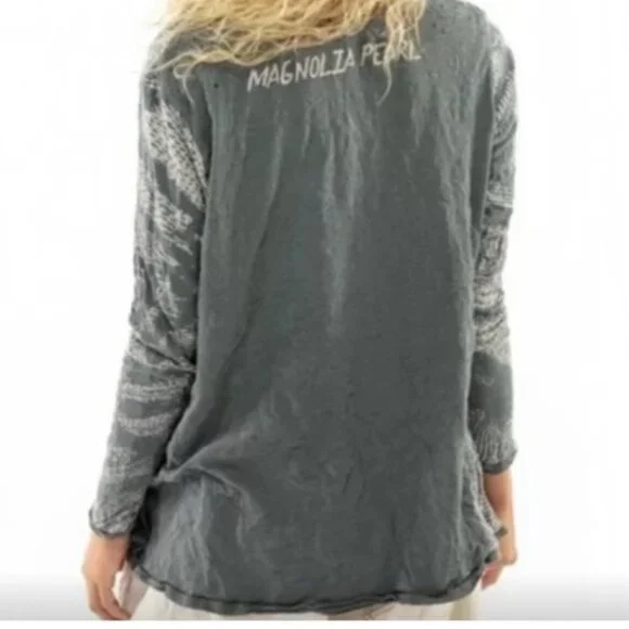 Magnolia Pearl Freedom of Conscience Long Sleeve - Picture 2 of 5